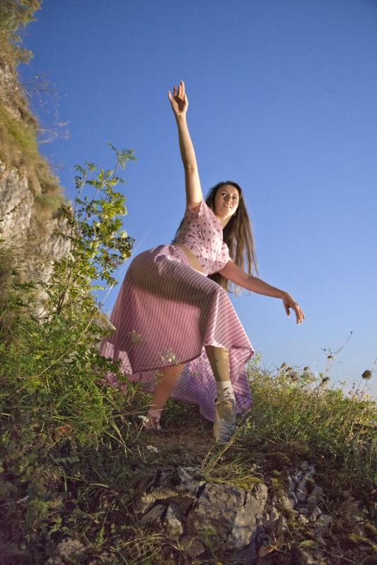 Renata Hazáková dance at home NO4
